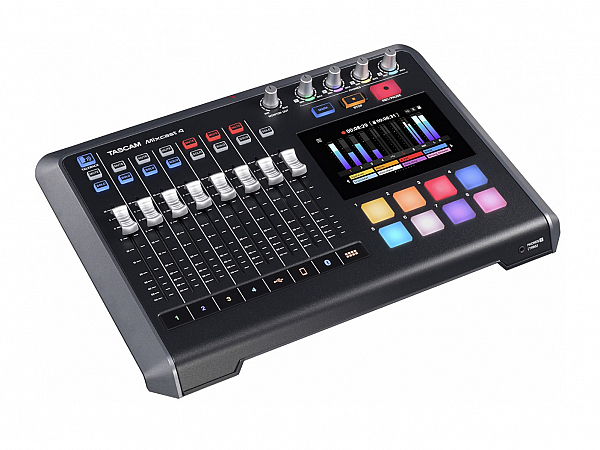 INTERFACE DE AUDIO TASCAM USB PODCAST MIXER MIXCAST4